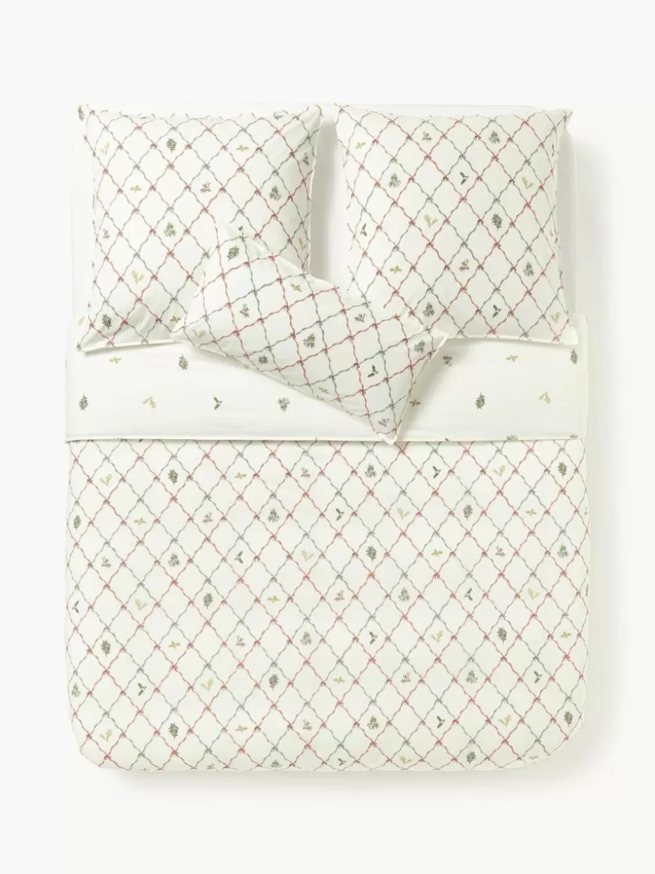 Weihnachtsbettwäsche | Family Holidays-Westwing Collection Baumwollperkal-Wendebettdeckenbezug Twigs mit winterlichen Prints Off White, Mehrfarbig