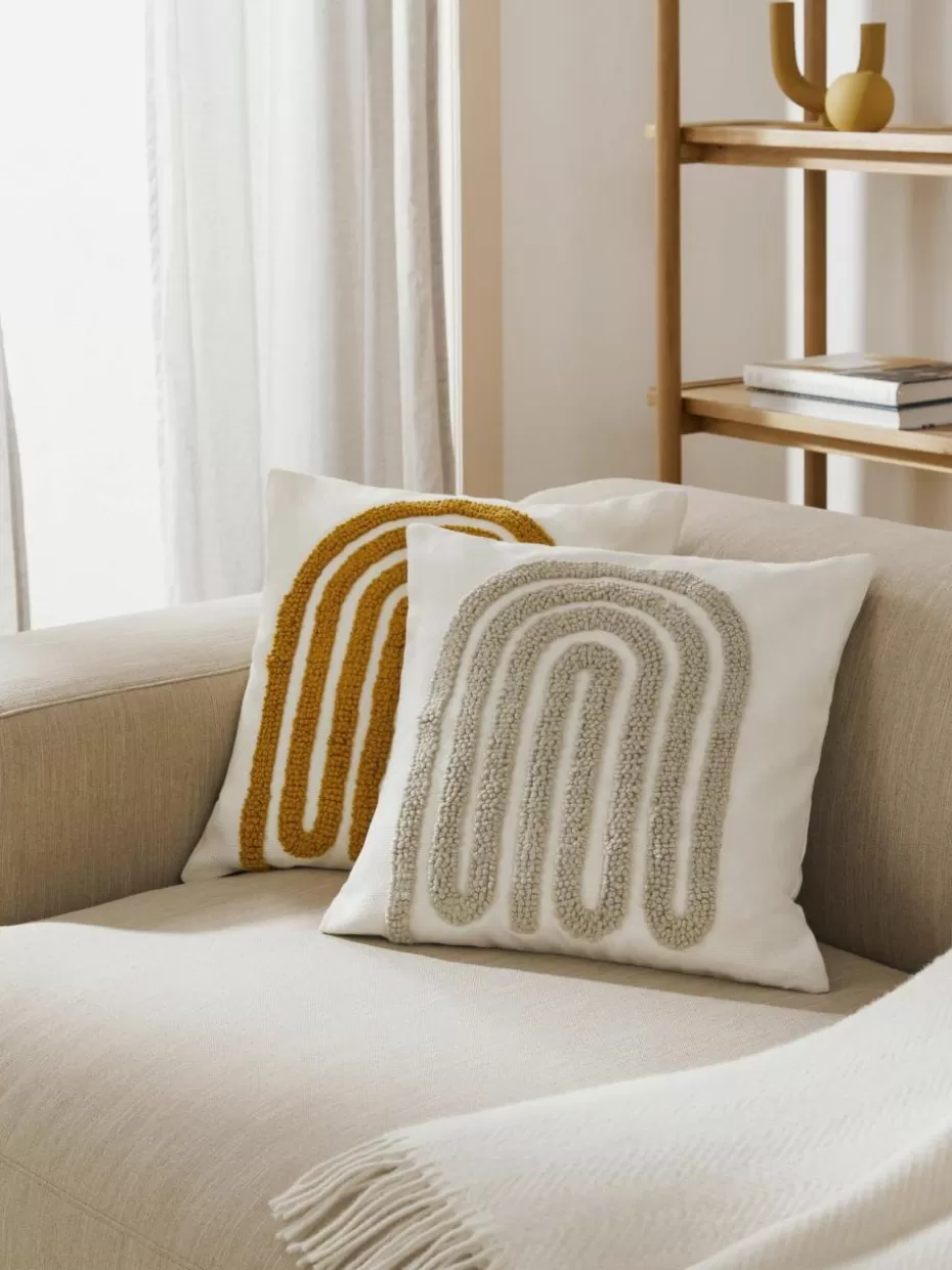 Dekokissen-Westwing Collection Bestickte Baumwoll-Kissenhülle Vahid mit Hoch-Tief-Struktur Hellbeige