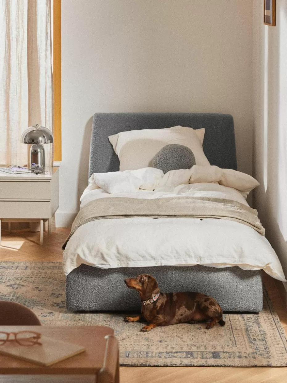 Betten-Westwing Collection Bouclé-Einzelbett Cloud mit Stauraum Bouclé Grau