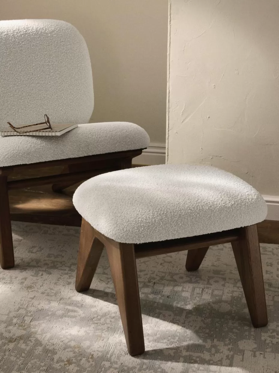 Hocker | Sessel-Westwing Collection Bouclé-Sitzhocker Shenay