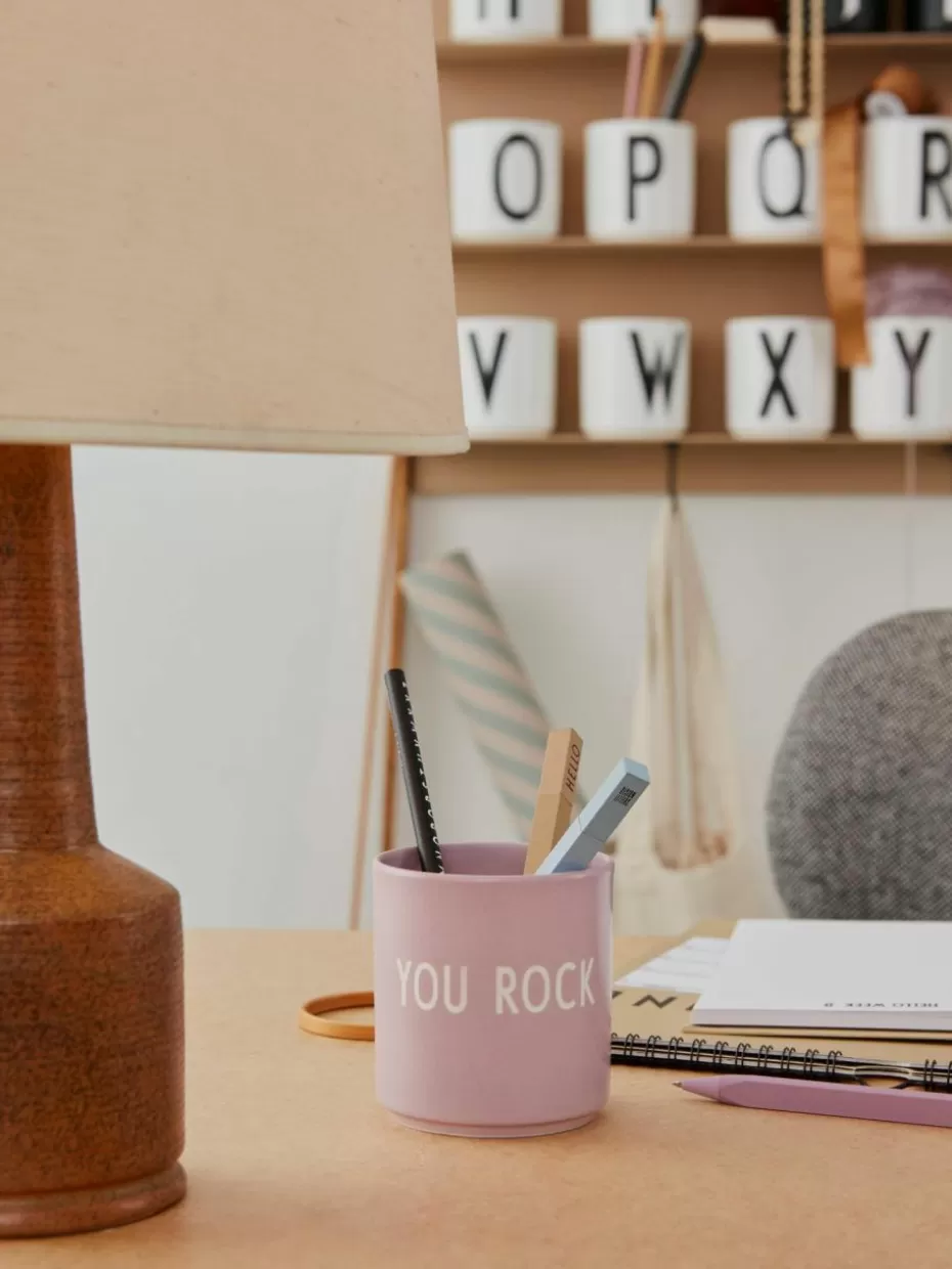 Geschirrserien-Design Letters Design Becher Favourite YOU ROCK mit Schriftzug Lavendel (You rock)