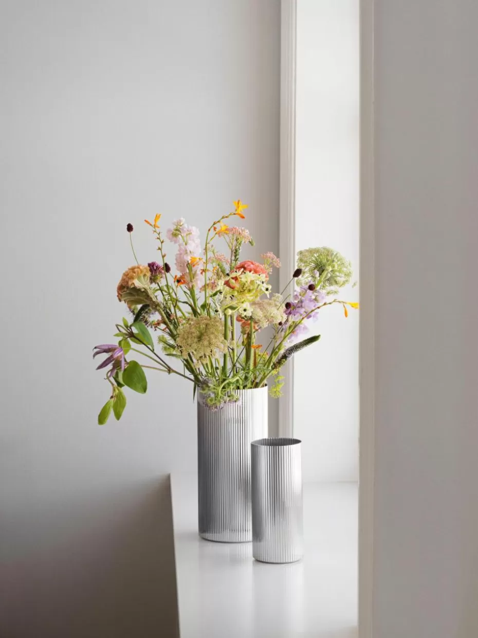 Vasen-Georg Jensen Edelstahl-Vase Bernadotte mit Rillenstruktur, H 19 cm