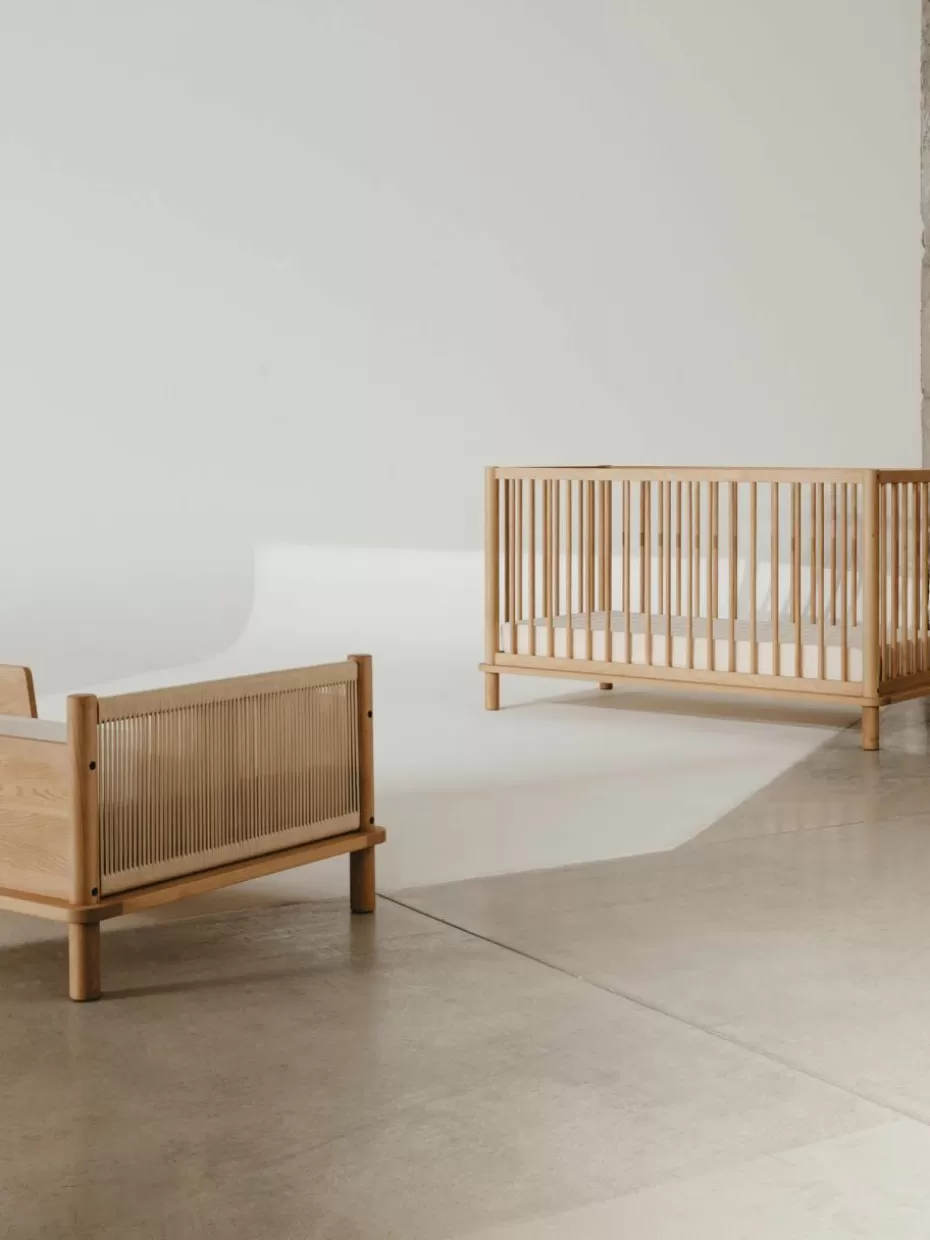 Babybetten-Nobodinoz Eichenholz-Babybett Latitude mit Erweiterung zum Kinderbett, 70 x 140 cm