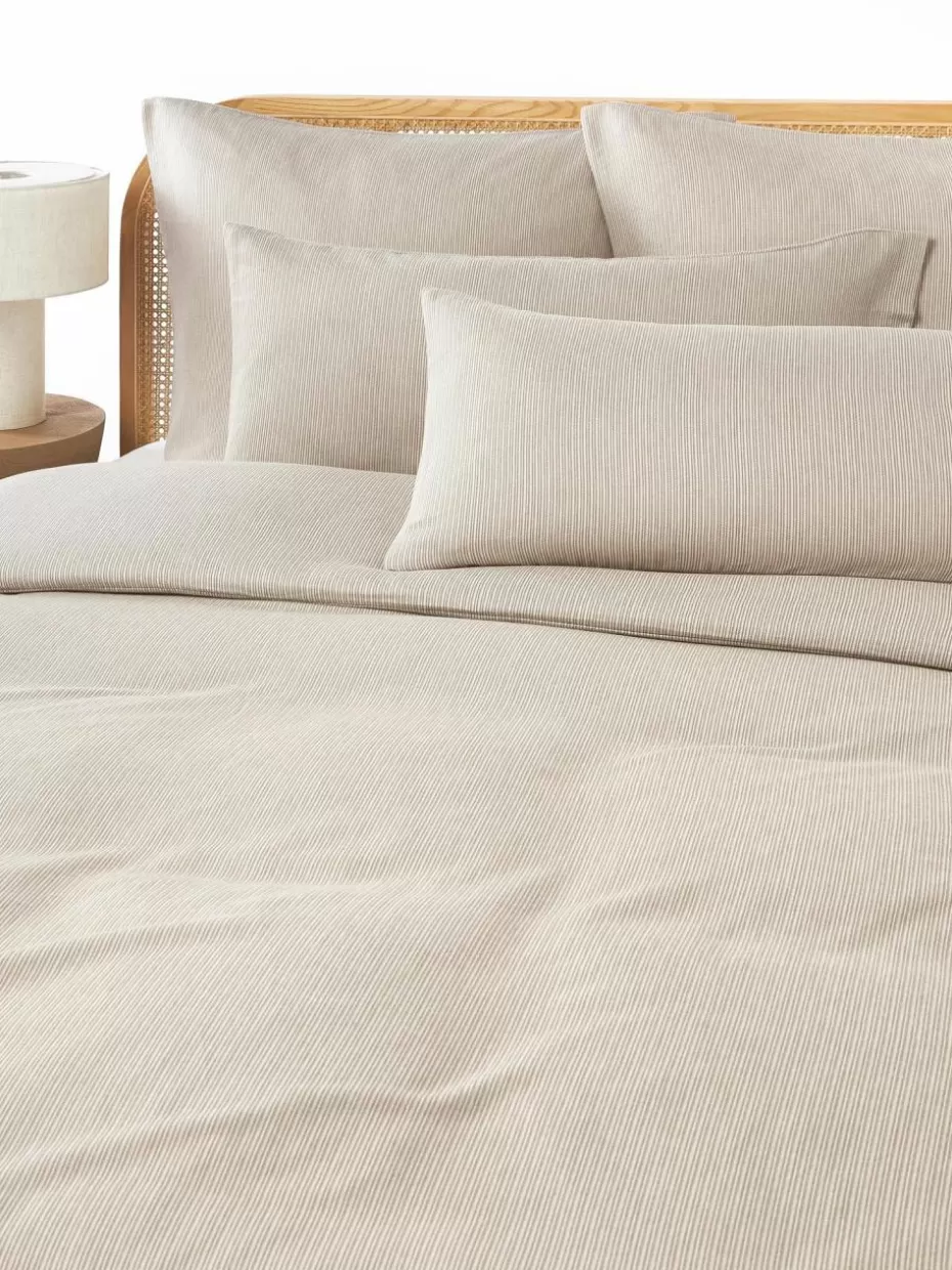 Weihnachtsbettwäsche | Bettwäsche-Westwing Collection Flanell-Bettdeckenbezug Javon mit feinen Streifen Hellbeige