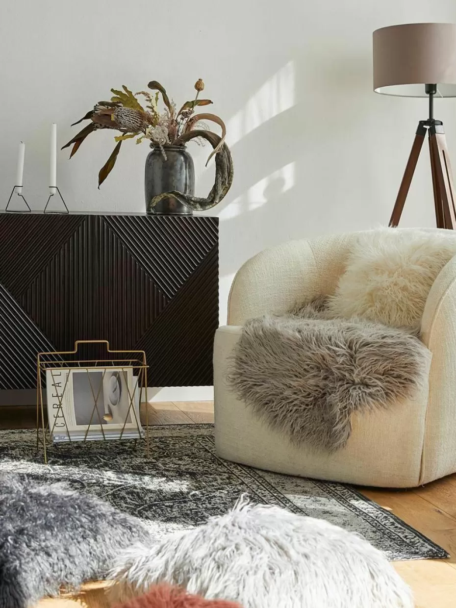 Weihnachtskissen | Dekokissen-Westwing Collection Flauschige Kunstfell-Kissenhülle Morten, gelockt Beige