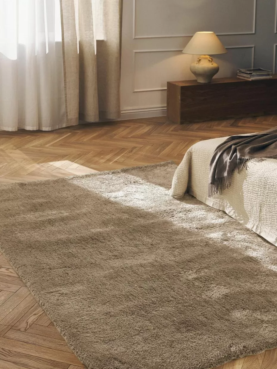 Runde Teppiche-Westwing Collection Flauschiger Hochflor-Teppich Leighton Nougat