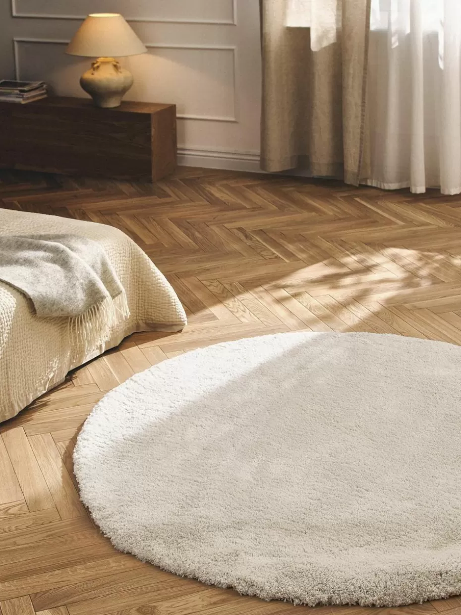 Runde Teppiche-Westwing Collection Flauschiger runder Hochflor-Teppich Leighton Off White