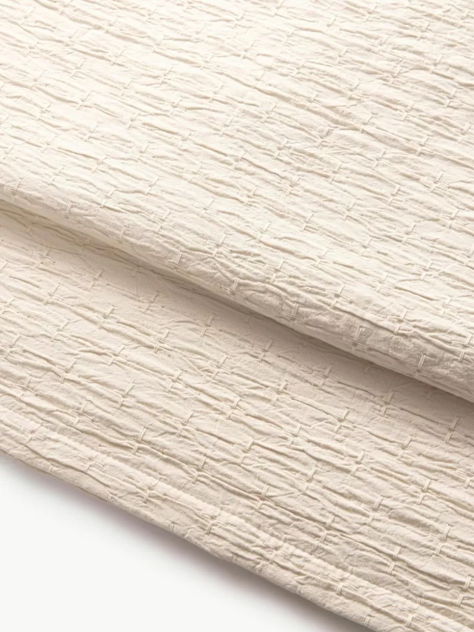 Tagesdecken & Bettüberwürfe-Westwing Collection Gesteppte Tagesdecke Mallon aus Baumwolle Hellbeige