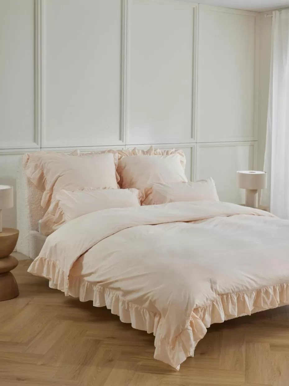 Bettwäsche-Westwing Collection Gewaschener Baumwollperkal-Bettdeckenbezug Louane mit Rüschen Peach