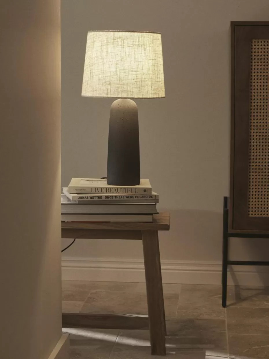 Nachttischlampen-Westwing Collection Große Tischlampe Kaya mit Betonfuß Anthrazit, Cremeweiß