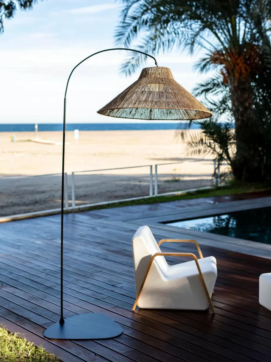 Outdoor Stehlampen-Westwing Handgefertigte dimmbare LED-Stehlampe Niza mit Fernbedienung