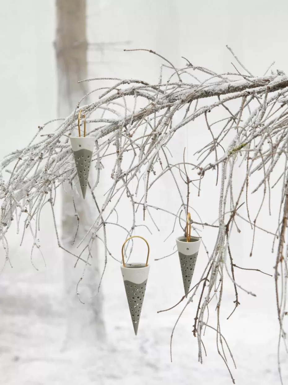 Weihnachtskugeln & Baumanhänger | Nordic Celebrations-Kähler Handgefertigte Weihnachtsspitztüte Nobili aus Fine Bone China Olivgrün