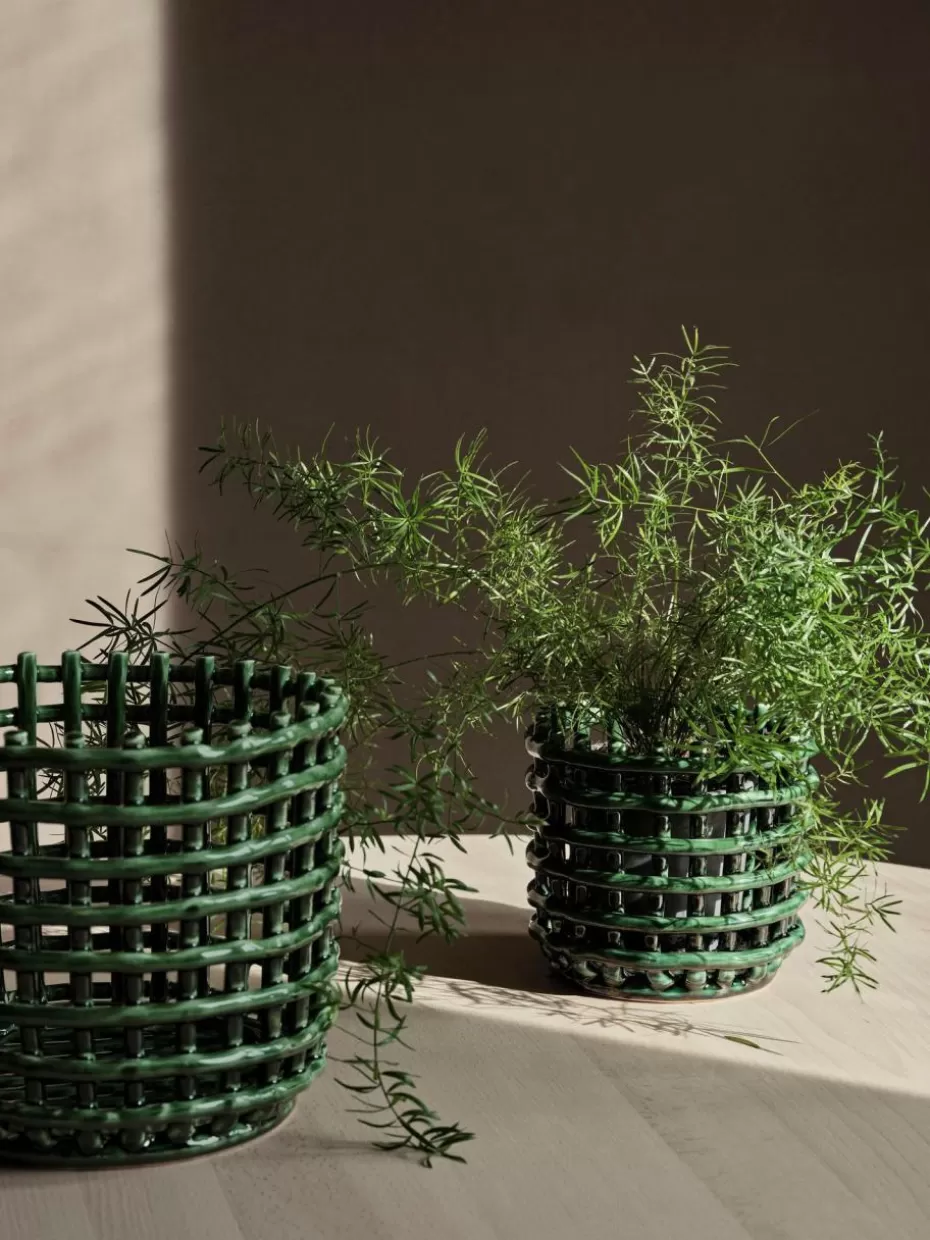Körbe-ferm LIVING Handgefertigter Aufbewahrungskorb Nalan aus Keramik, H 21 cm Grün