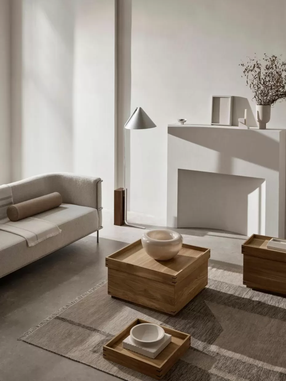 Couchtische-Kristina Dam Handgefertigter Eichenholz-Couchtisch Japanese mit Stauraum