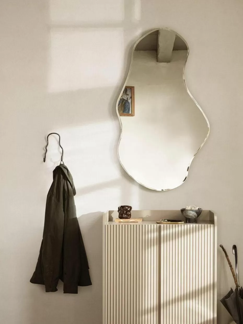 Garderoben-ferm LIVING Handgefertigter Messing-Wandhaken Curvature Schwarz, matt