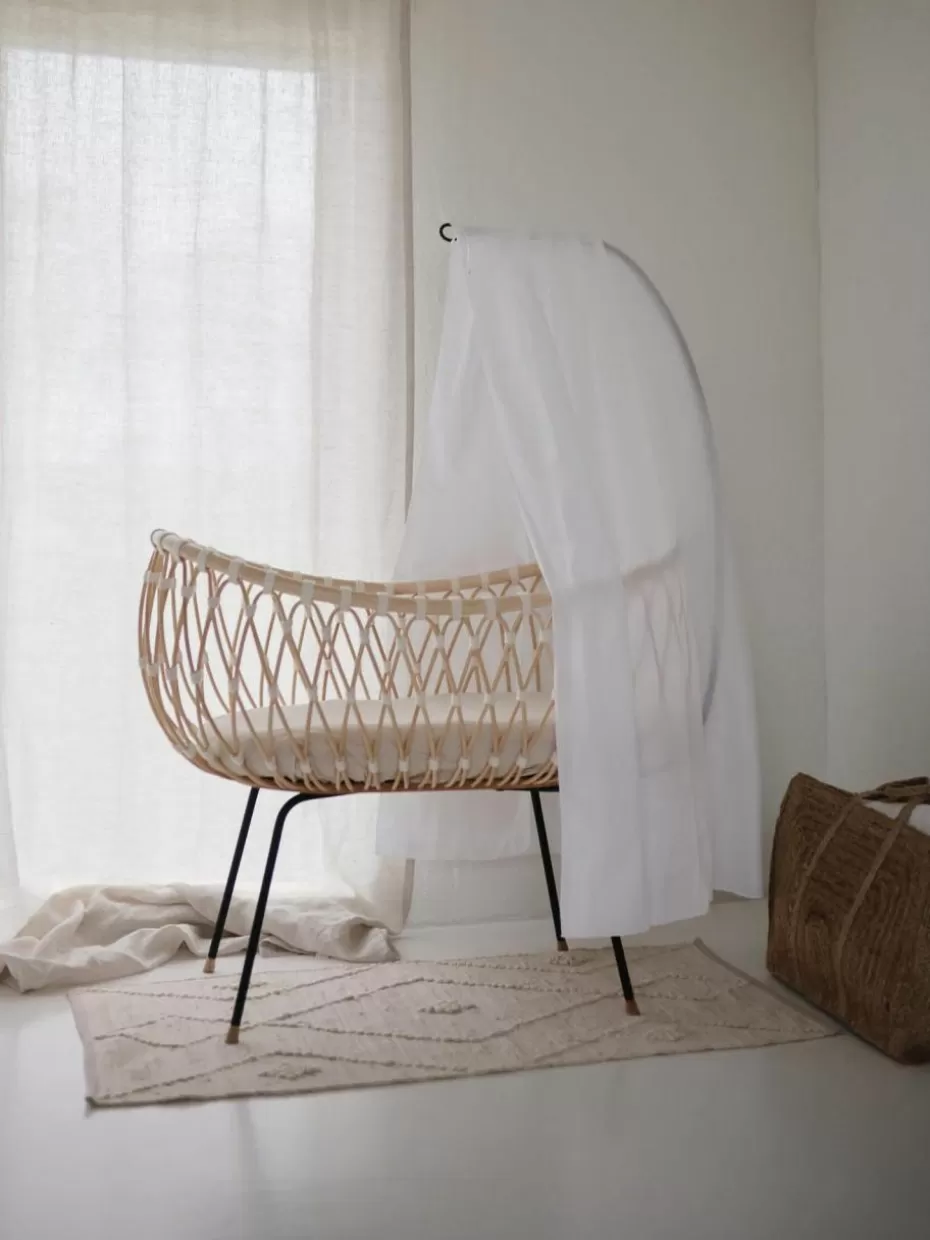 Babybetten-Bermbach Handgefertigtes Stubenbett Emil aus Rattan