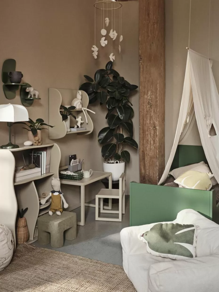 Regale-ferm LIVING Kids Holz-Wandregal Slope Hellbeige