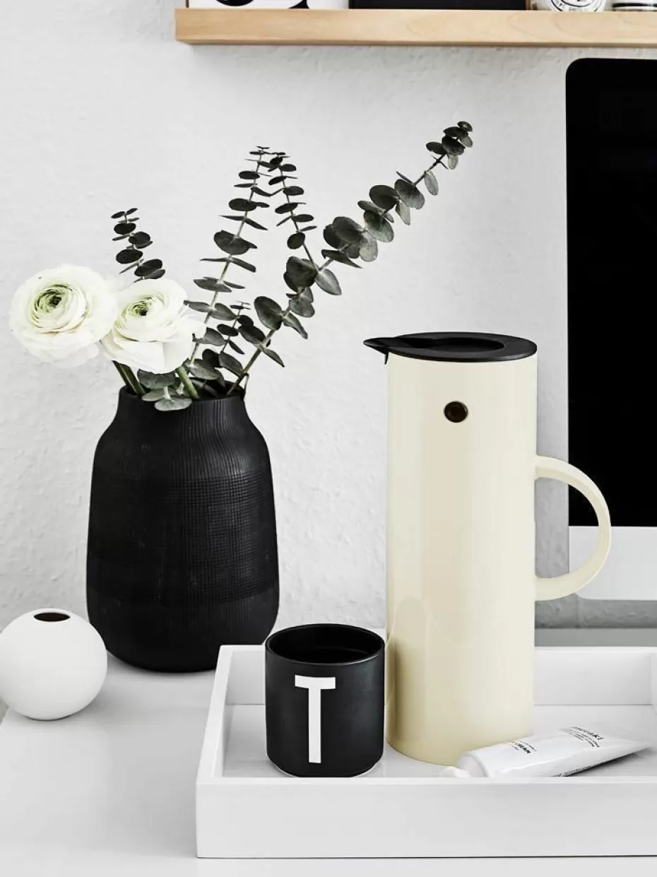 Kannen & Karaffen-Stelton Isolierkanne EM77, 1 L Cremeweiß, glänzend