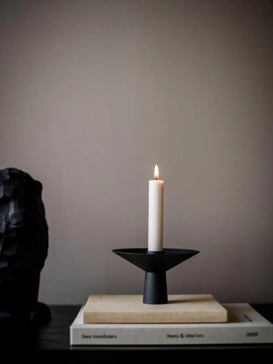 Weihnachtskerzen & Kerzenhalter | Nordic Celebrations-Cooee Design Kerzenhalter Uma mit matter Oberfläche Schwarz