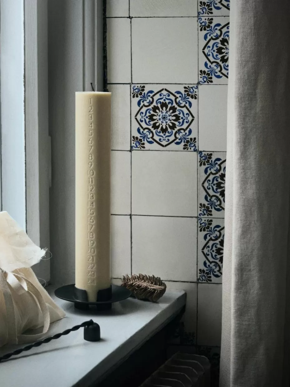 Weihnachtskerzen & Kerzenhalter | Nordic Celebrations-ferm LIVING Kerzenlöscher Twist Schwarz
