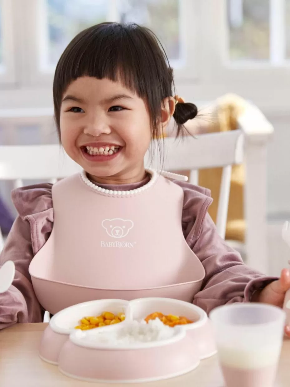 Tischsets & Lätzchen-BabyBjörn Kindergeschirr Bliss mit Lätzchen, 4er-Set Hellrosa, Weiß