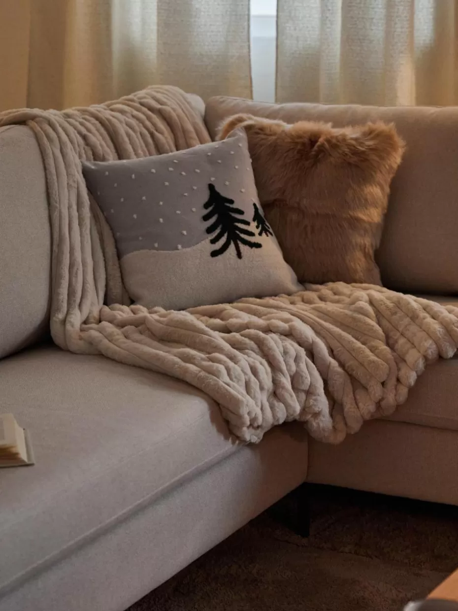 Weihnachtskissen | Dekokissen-Westwing Collection Kissenhülle Alaska mit winterlichem Motiv