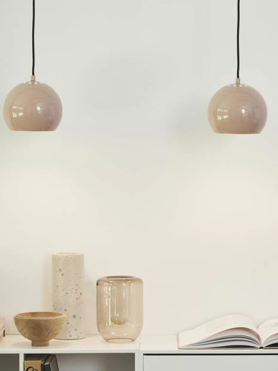 Pendelleuchten-Frandsen Kleine Kugel-Pendelleuchte Ball Hellrosa