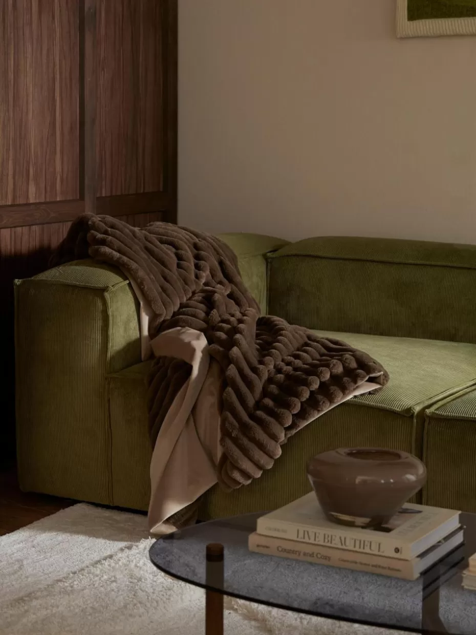 Decken & Plaids-Westwing Collection Kuscheldecke Lovey aus Kunstfell Dunkelbraun