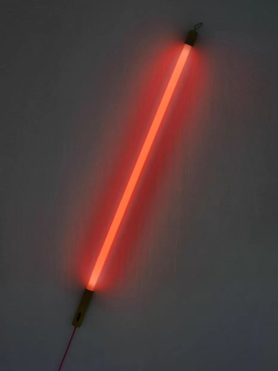 Led-Wandleuchten-Seletti LED-Wandleuchte Linea mit Stecker Rot