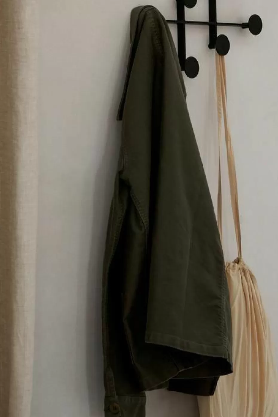 Garderoben-Audo Copenhagen Metall-Wandgarderobe Afteroom