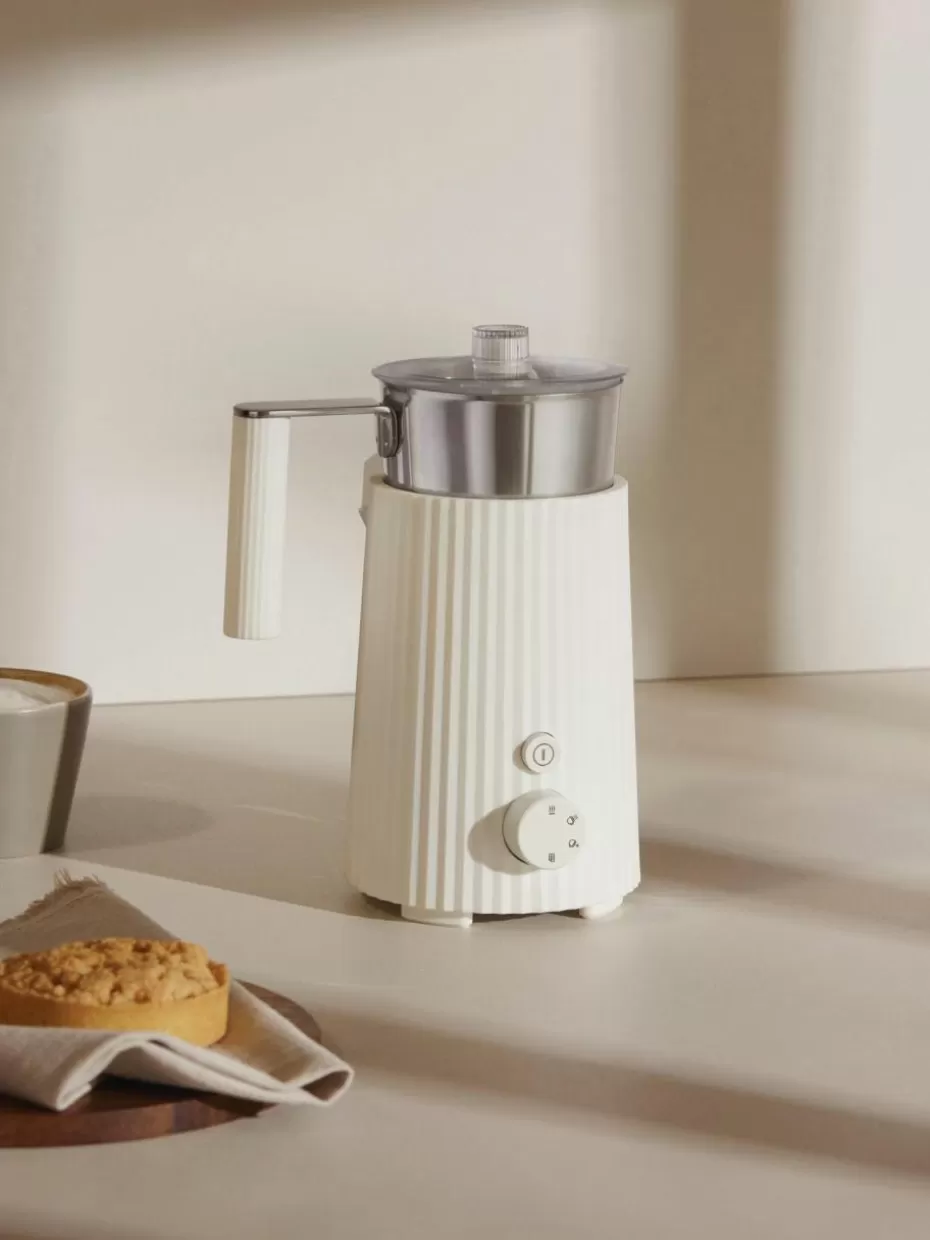 Kaffeemaschinen-Alessi Milchaufschäumer Plissé Off White, matt