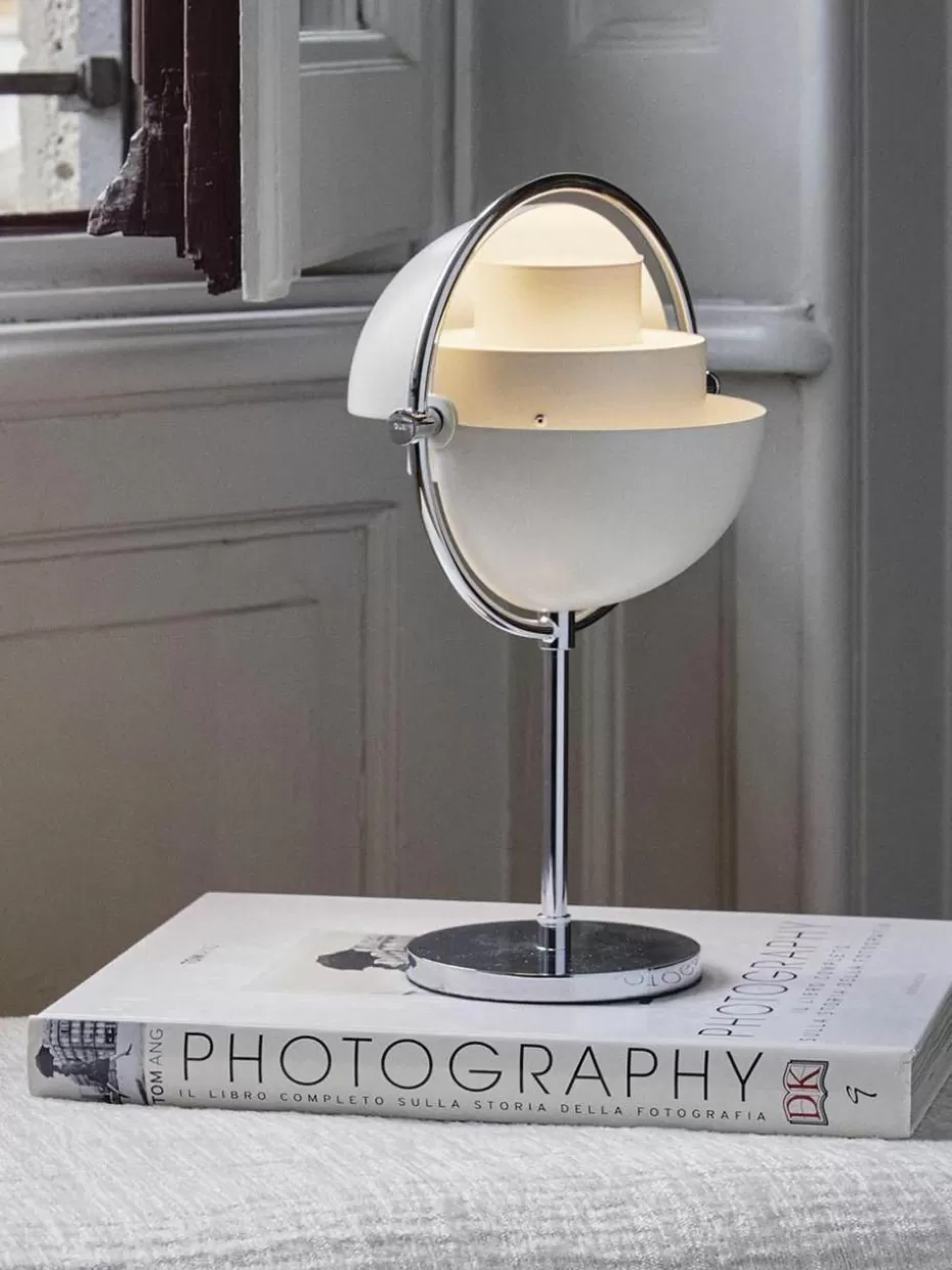 Kabellose Tischlampen-GUBI Mobile dimmbare Tischlampe Multi-Lite, verstellbar Weiß matt, Silberfarben glänzend