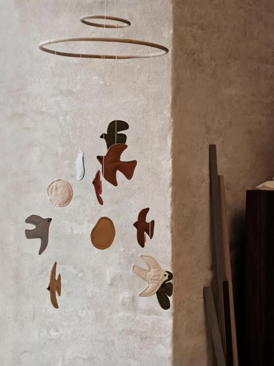 Spieluhren & Mobiles-ferm LIVING Kids Mobile Swif Bird aus Bio-Baumwolle Bunt