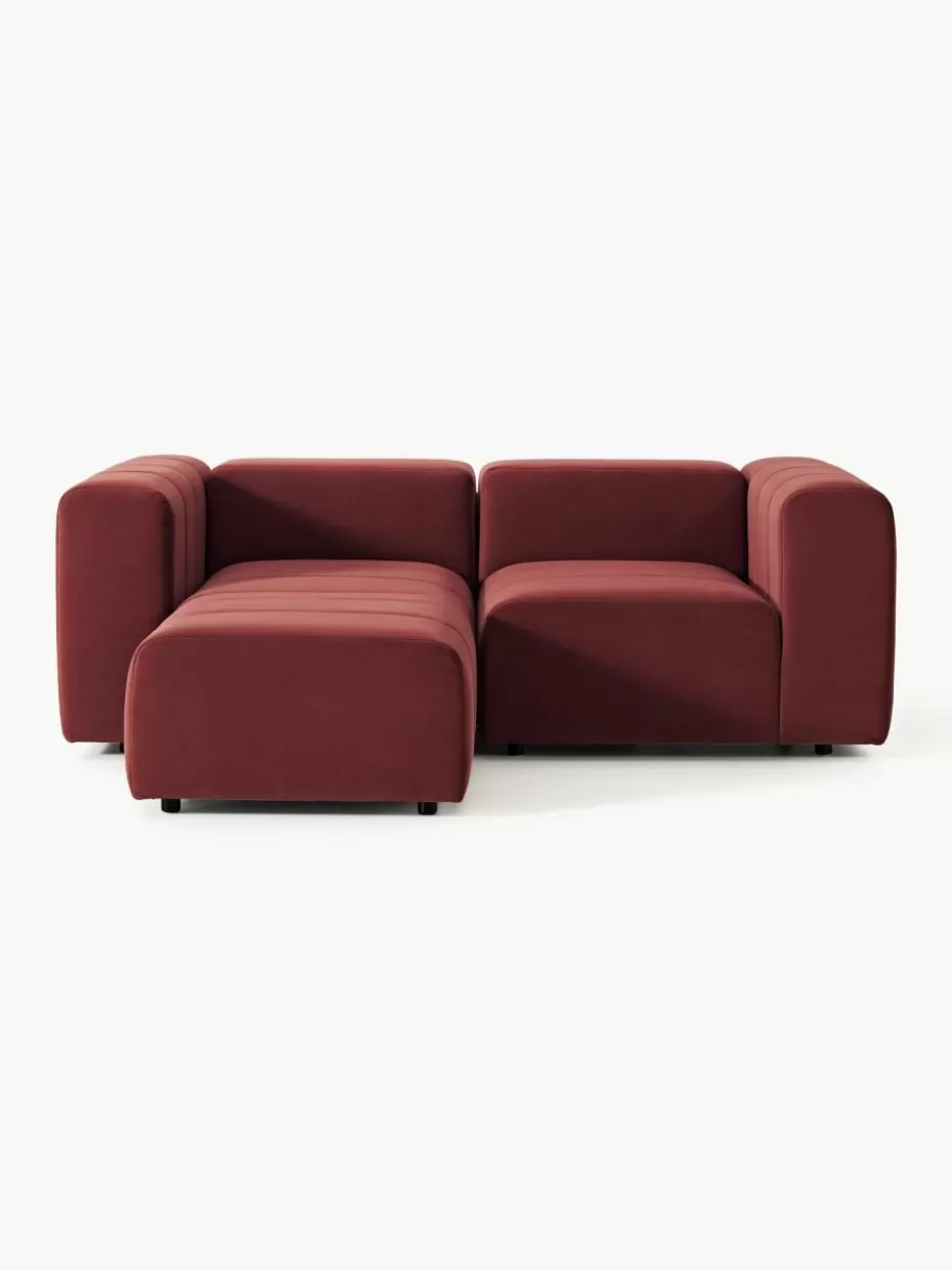 Sofaserien-Westwing Collection Modulares Samt-Sofa Lena (3-Sitzer) mit Hocker (links/rechts) Samt Weinrot