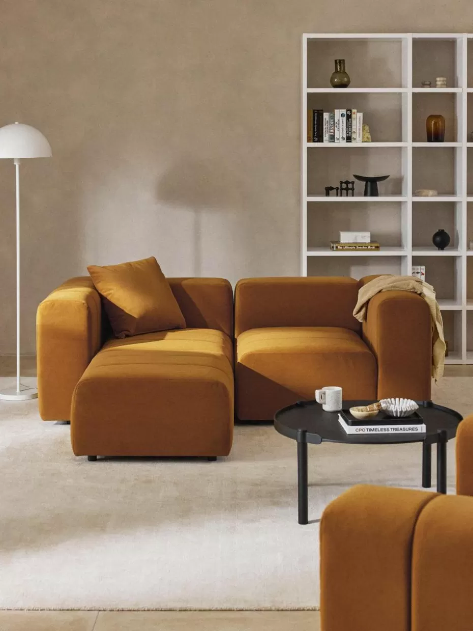 Sofaserien-Westwing Collection Modulares Samt-Sofa Lena (3-Sitzer) mit Hocker (links/rechts) Samt Ocker