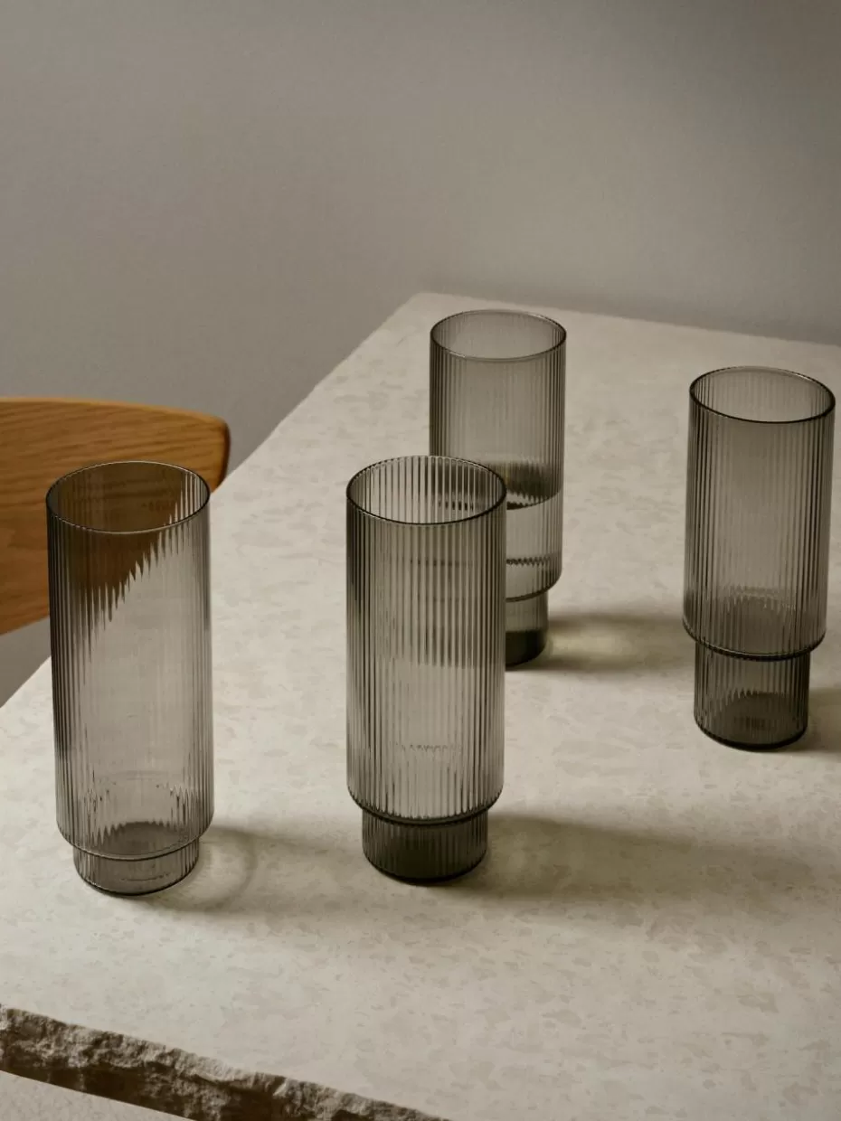 Bargläser | Champagner- & Sektgläser-ferm LIVING Mundgeblasene Longdrinkgläser Ripple mit Rillenrelief, 4er-Set Grau, transparent und glänzend