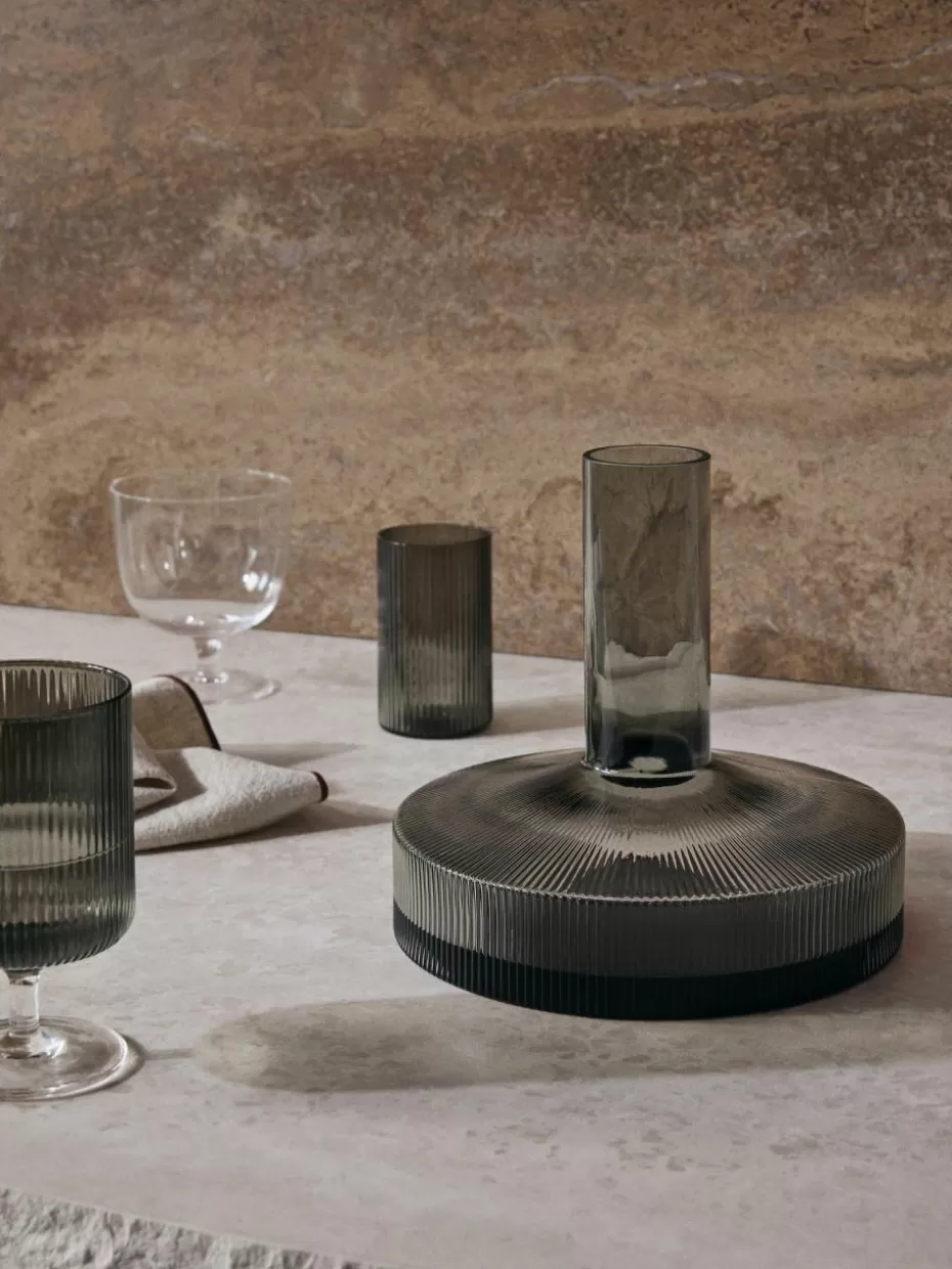 Kannen & Karaffen-ferm LIVING Mundgeblasener Dekanter Ripple mit Rillenrelief, 1.1 L Grau, transparent und glänzend