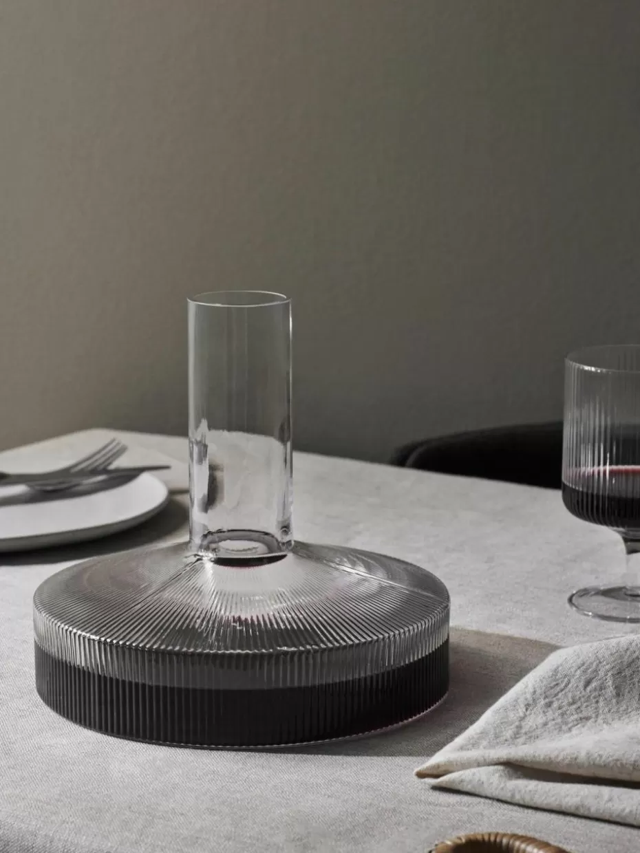 Weihnachtsgeschirr | Nordic Celebrations-ferm LIVING Mundgeblasener Dekanter Ripple mit Rillenrelief, 1.1 L Transparent, glänzend