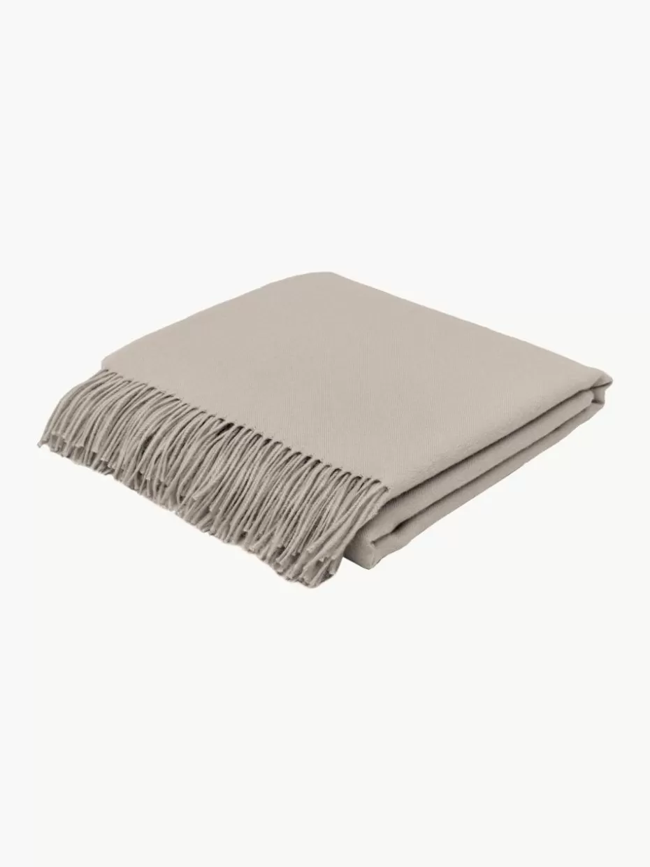 Romantische Details | Decken & Plaids-Elvang Plaid Luxury aus Babyalpaka-Wolle Greige