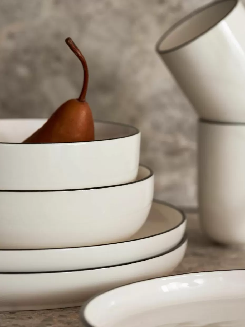 Teller | Geschirrserien-Westwing Collection Porzellan-Frühstücksteller Facile mit Rand, 2 Stück Off White mit schwarzem Rand