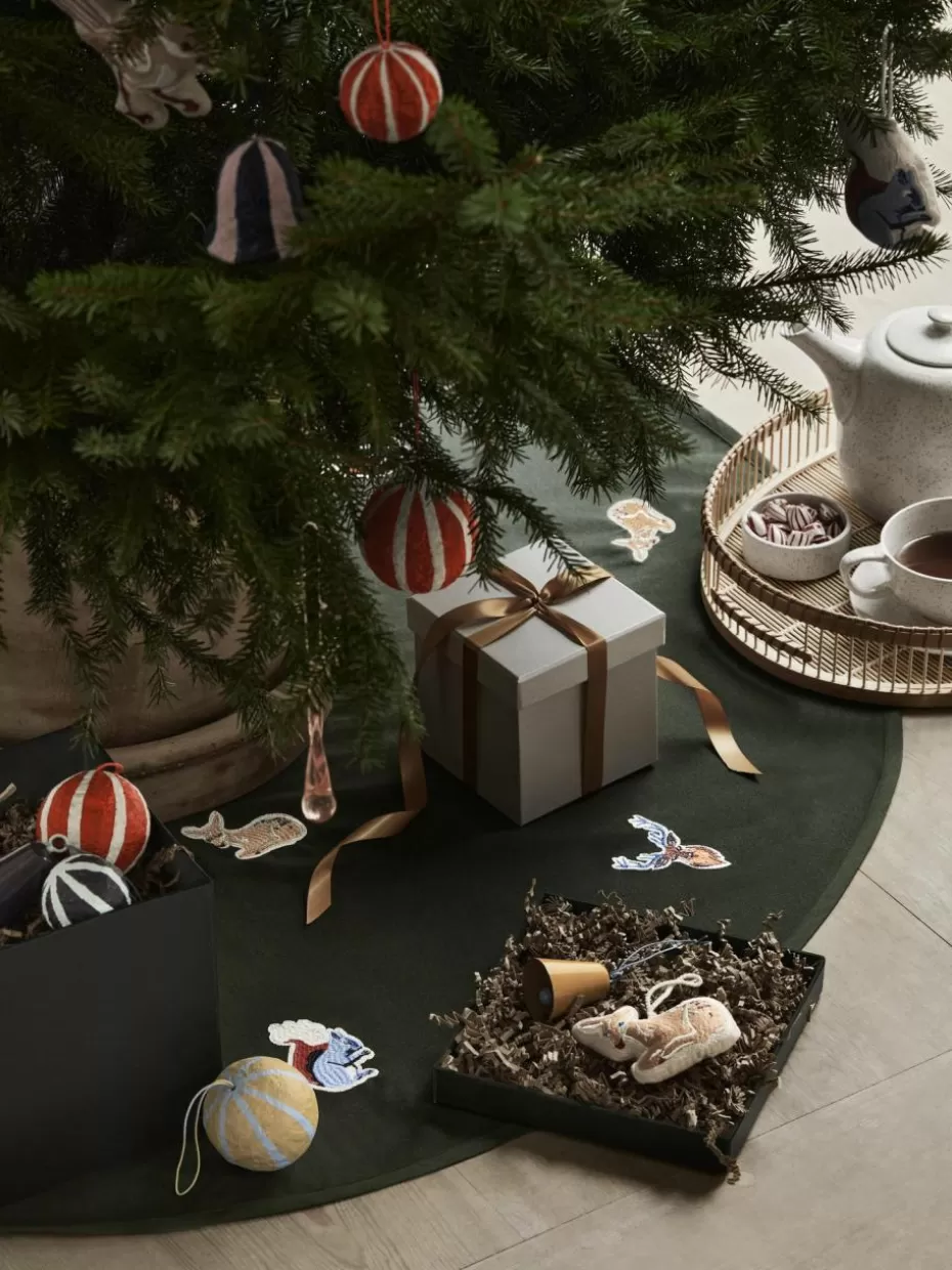 Weihnachtsbäume | Weihnachtliche Deko-Objekte-Broste Copenhagen Runder Baumwoll-Weihnachtsbaumteppich Deer Dunkelgrün