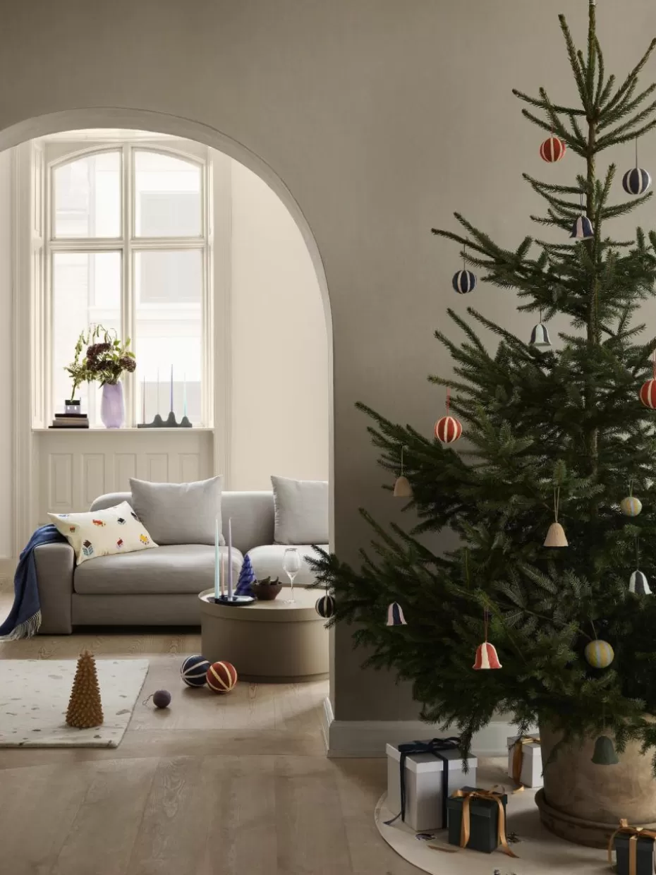 Weihnachtsbäume | Weihnachtliche Deko-Objekte-Broste Copenhagen Runder Baumwoll-Weihnachtsbaumteppich Deer Hellbeige, Mehrfarbig