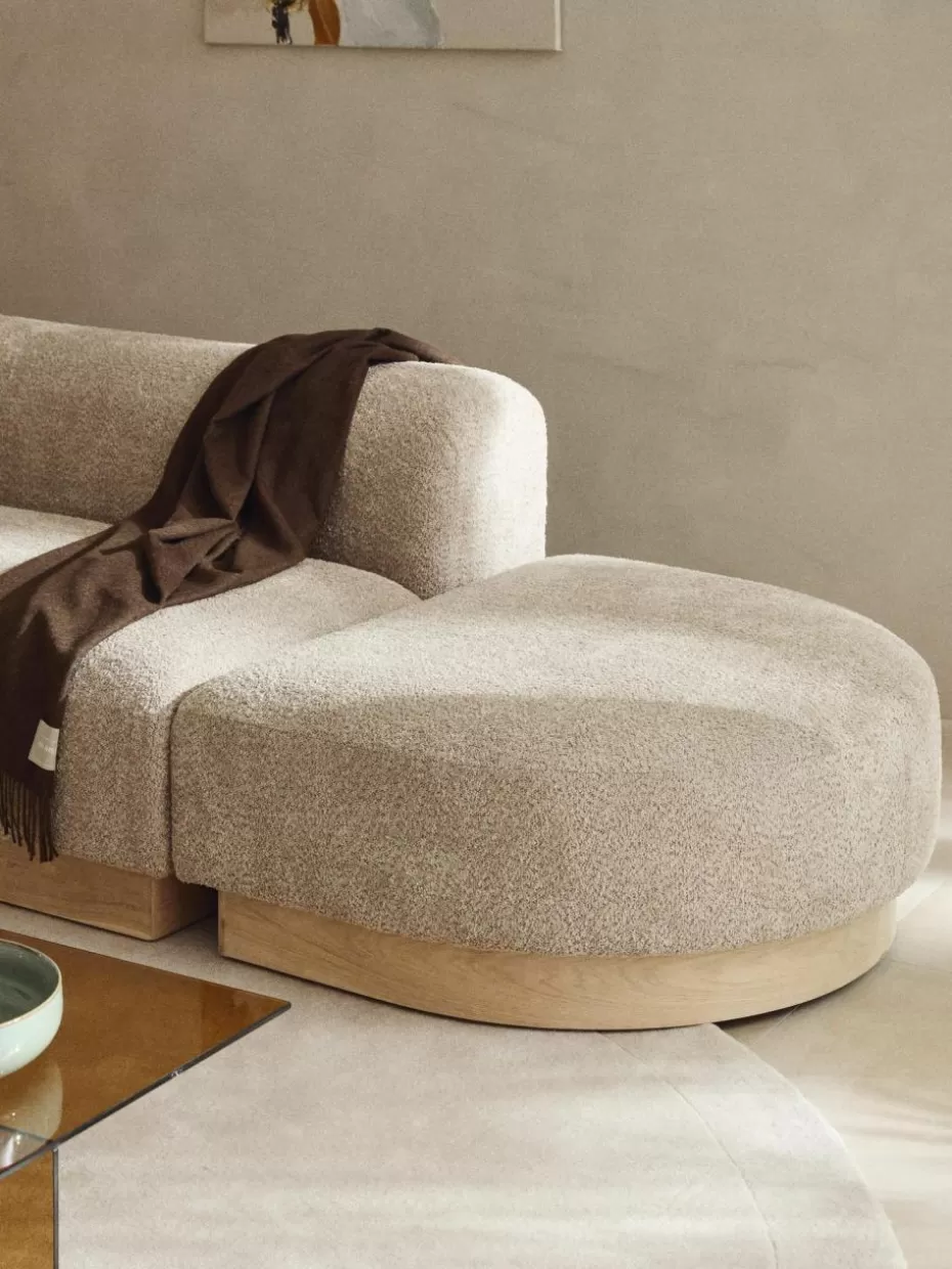 Sofas-Westwing Collection Sofa-Hocker Natalie aus Teddy-Bouclé Teddy-Bouclé Beige, helles Buchenholz