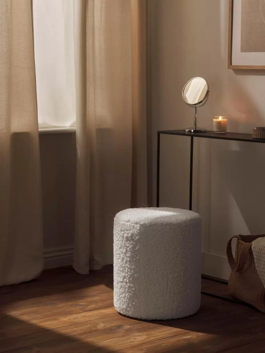 Family Holidays | Flur Hocker-Westwing Collection Teddy-Hocker Daisy Teddy Cremeweiß
