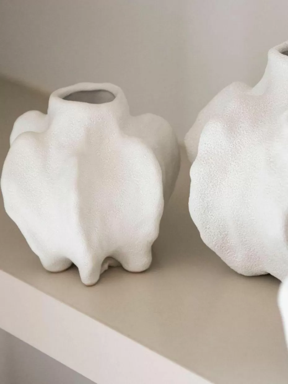 Vasen-Andrea House Vase Coral aus Keramik, H 13 cm
