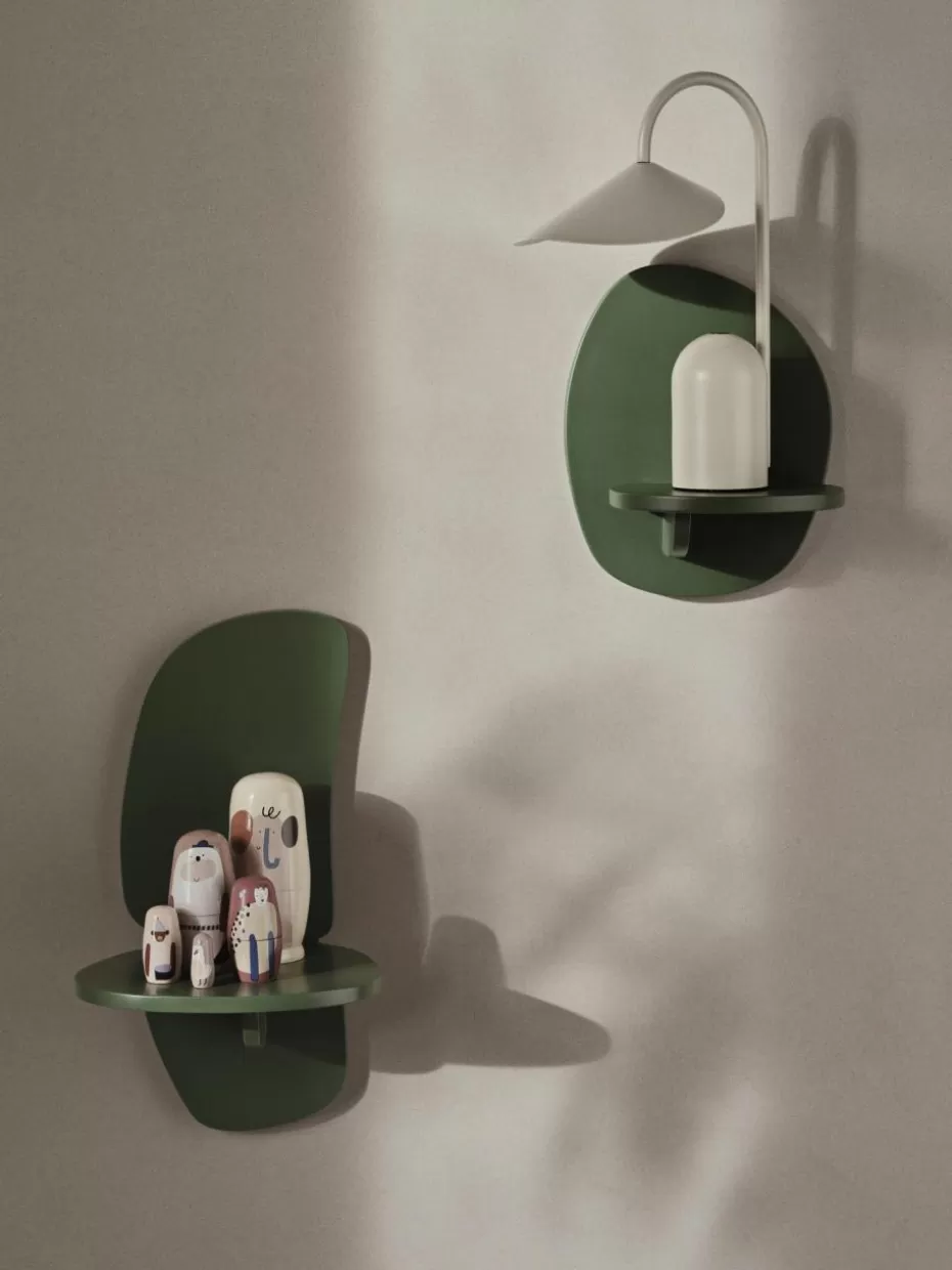 Regale | Nachttische-ferm LIVING Kids Wandregal Pilu Dunkelgrün, matt