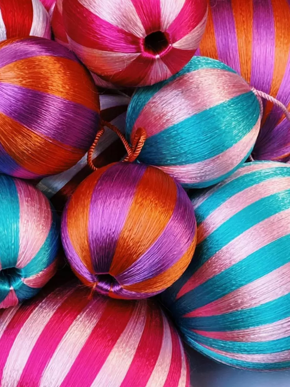 Weihnachtskugeln & Baumanhänger | Glow-Up-Anna + Nina Weihnachtskugeln Corded, Ø 15 cm, 4er-Set