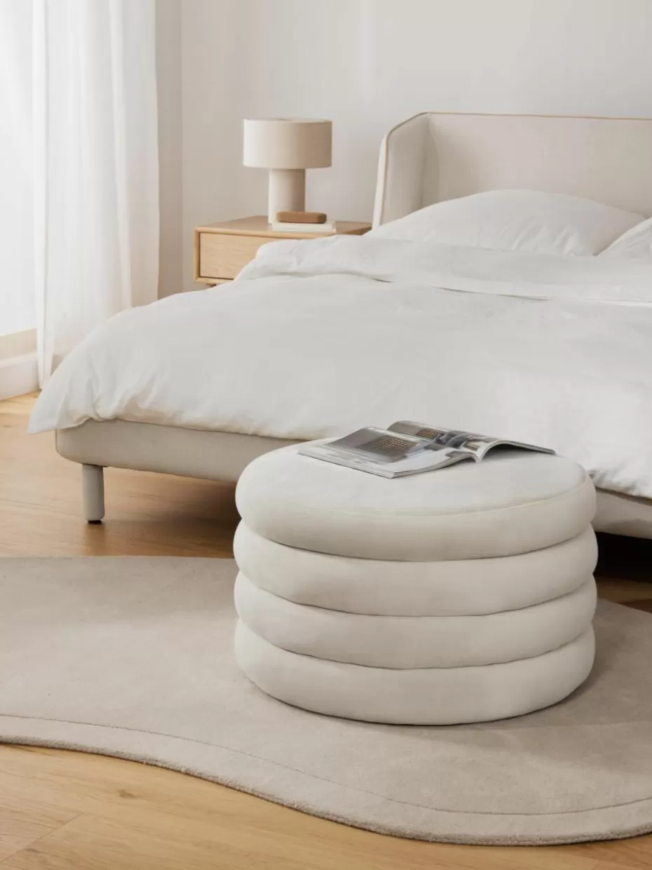 Flur Hocker | Hocker-Westwing Collection XL Samt-Hocker Alto mit Stauraum Samt Cremeweiß